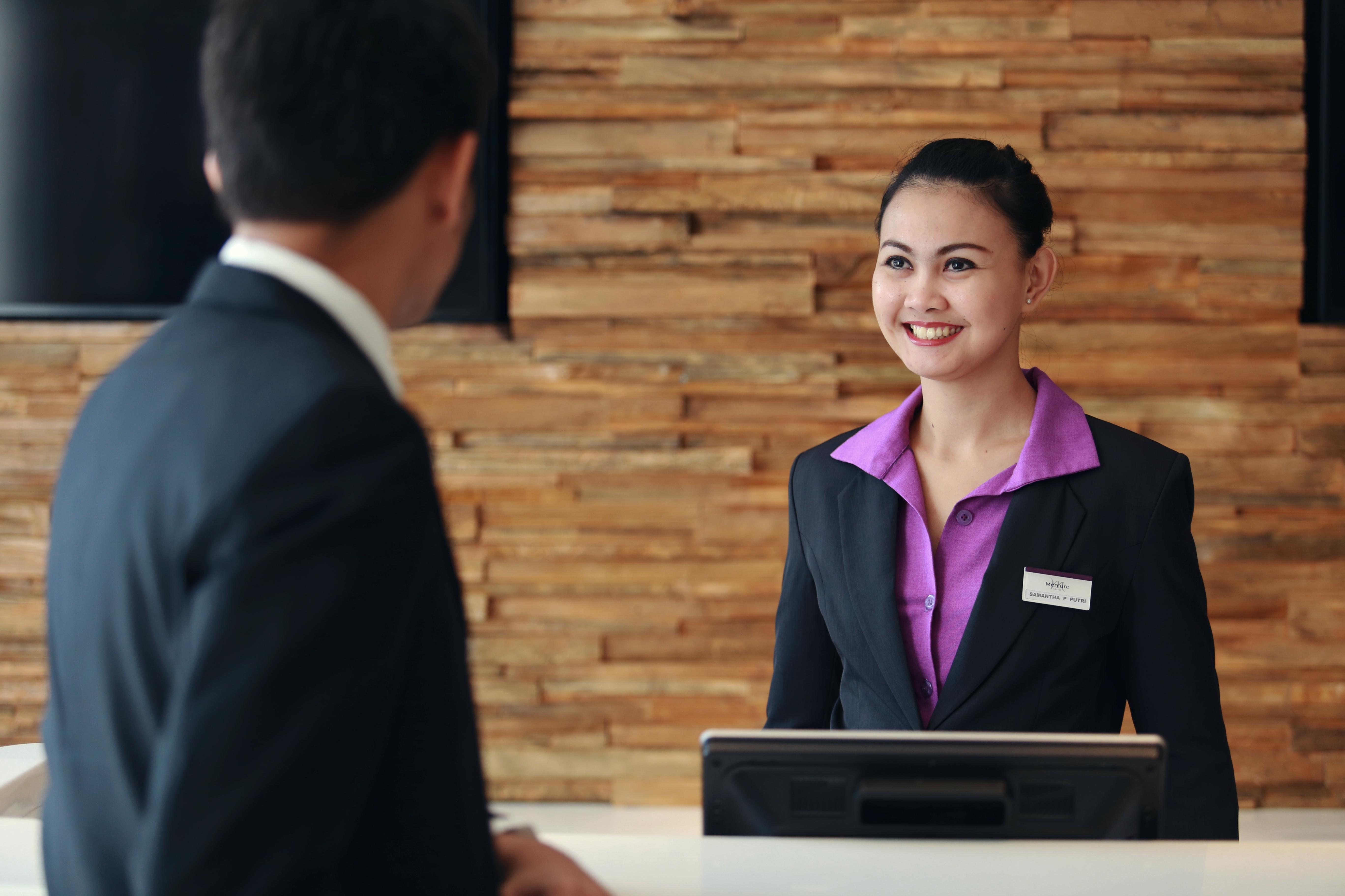 Mercure Jakarta Simatupang Exterior foto