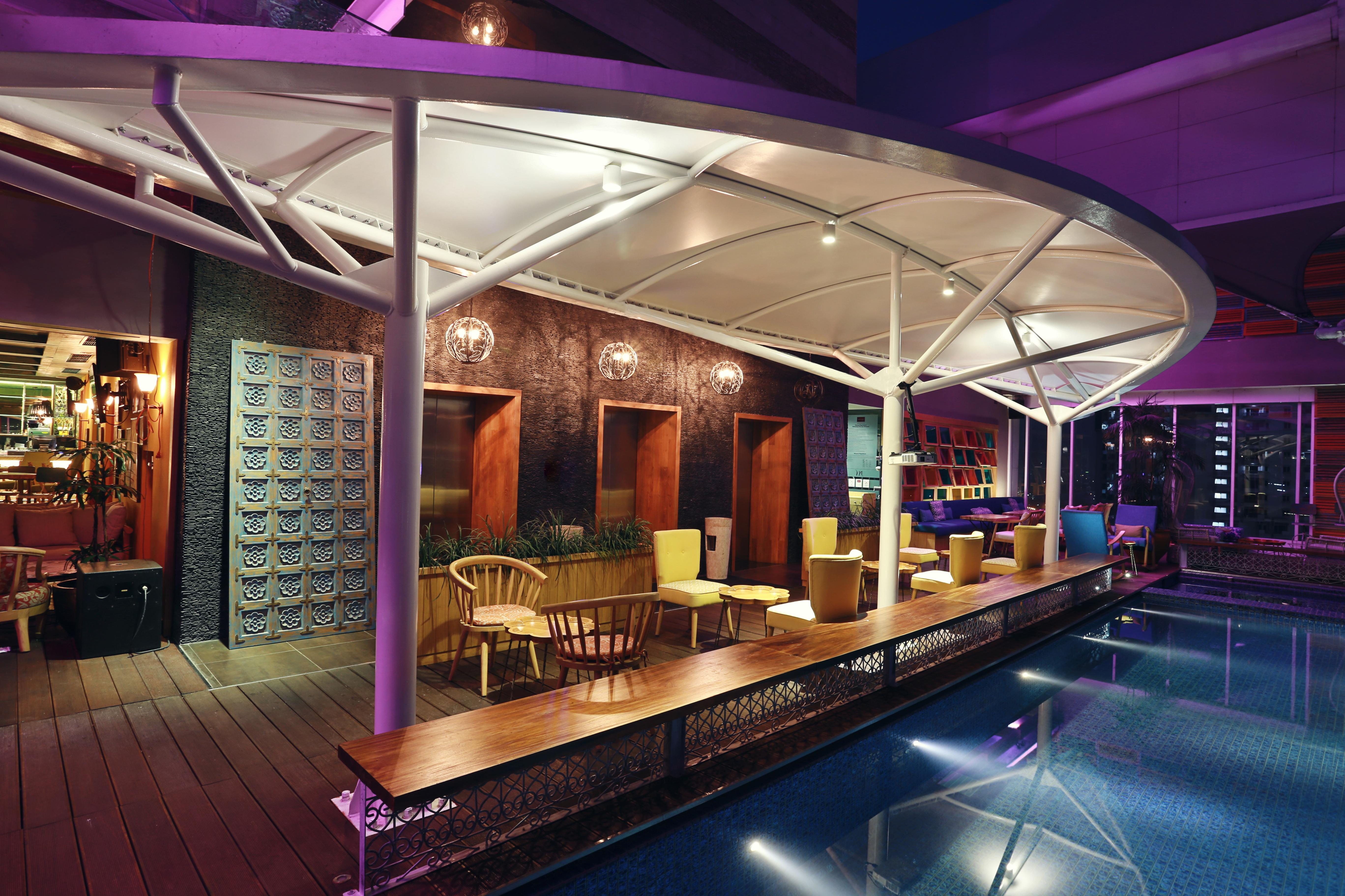 Mercure Jakarta Simatupang Exterior foto